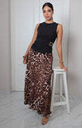 Falda larga animal print plisada