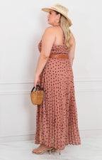 Vestido cafe halter - VESTIDO LARGO CURVY Boutiquemirel 