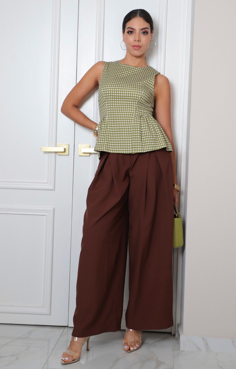 Blusa verde a cuadros con peplum de la marca Boutiquemirel, camisa regular de moda con diseño estampado y estilo femenino.