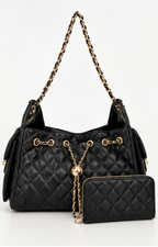 Bolsa acolchada con cadena
