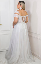 Vestido blanco con aplicaciones