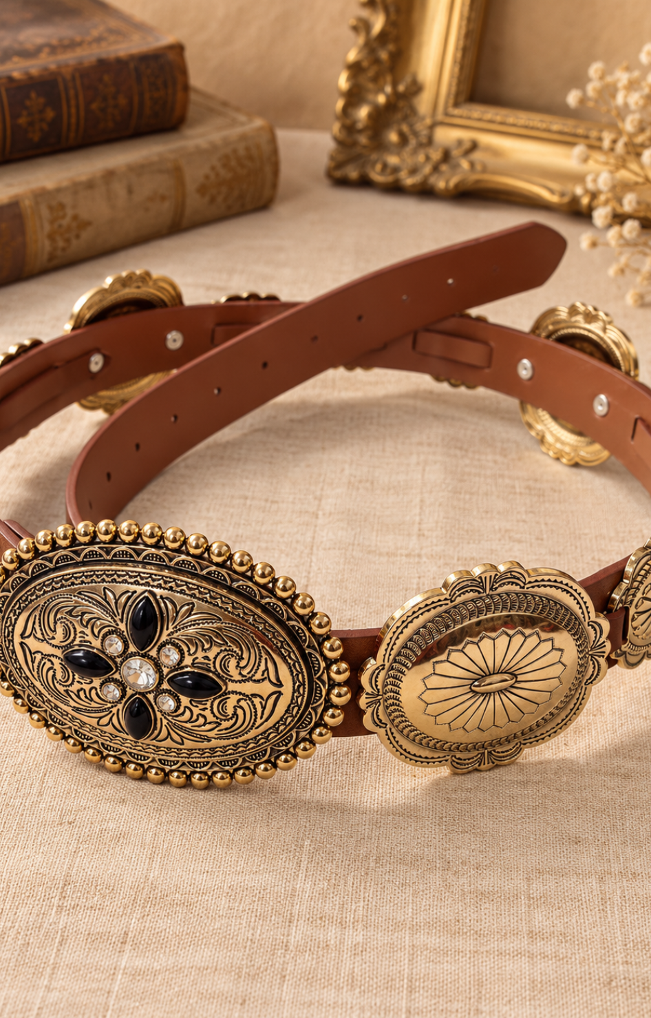 Cinturón de conchos con turquesa Boutiquemirel, diseño western con detalles metálicos decorativos