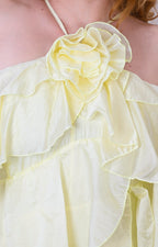 Vestido amarillo con volantes