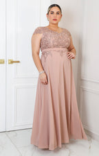 Vestido beige con guipiur