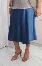 Falda midi satinada