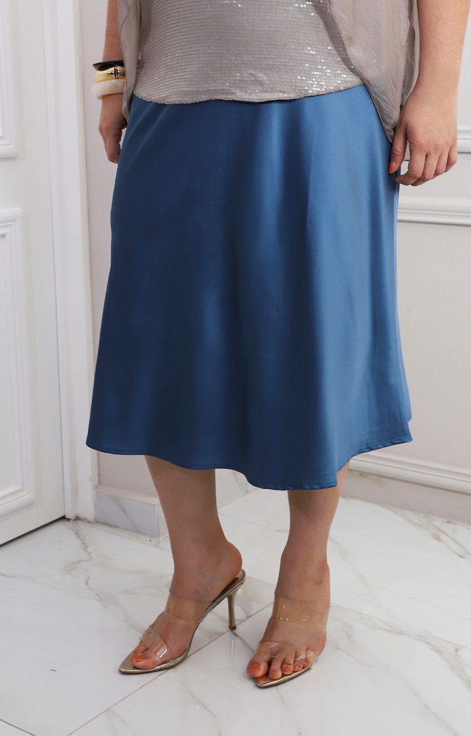 Falda midi satinada