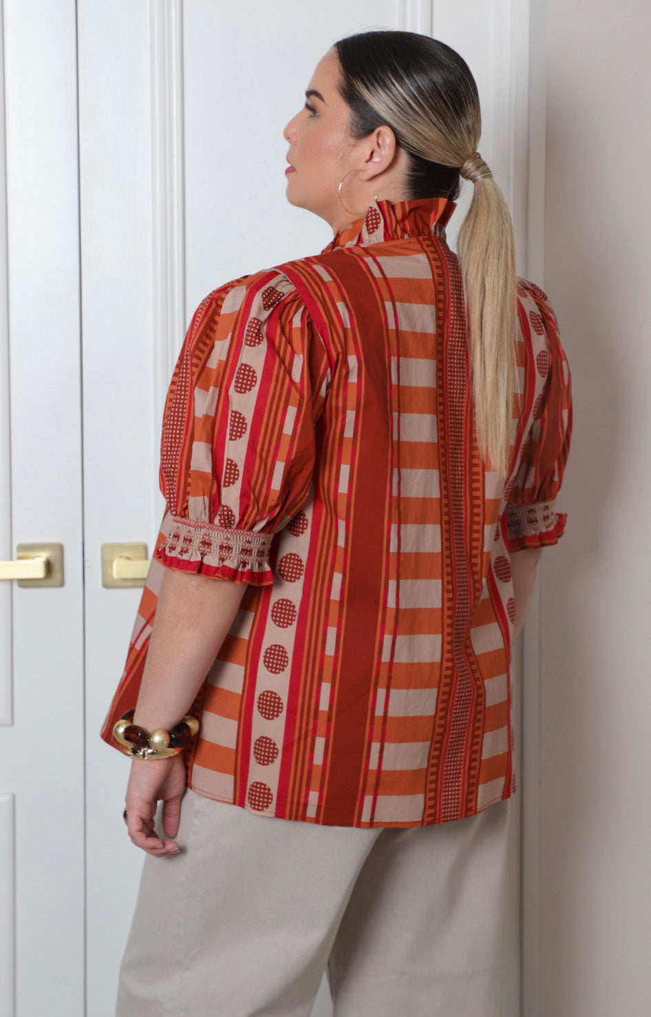 Blusa estampada geométrico con mangas globo