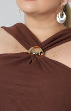 Blusa halter con detalle dorado