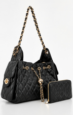 Bolsa acolchada con cadena