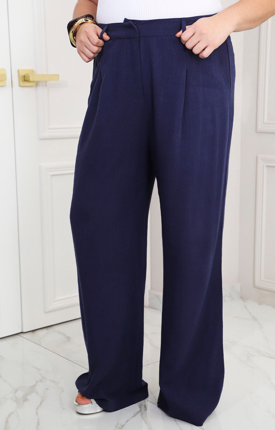 Pantalón azul marino recto