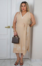 Vestido con bordado floral