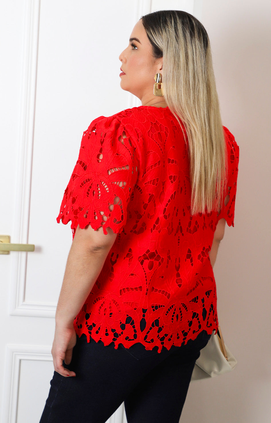 Blusa de guipiur con mangas