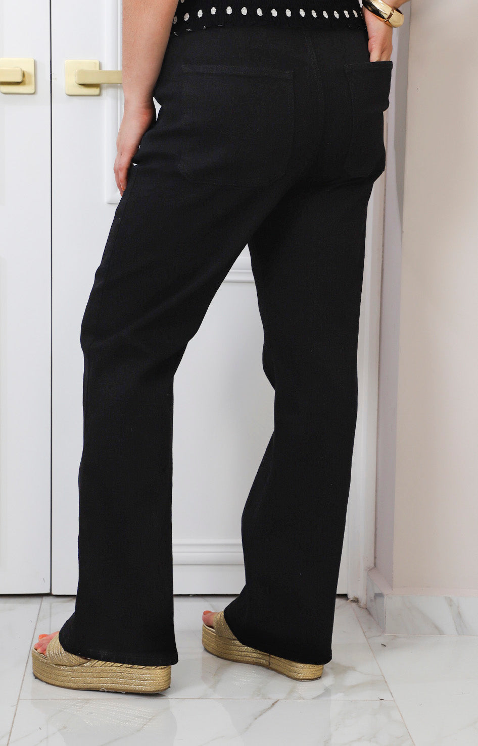 Pantalón de mezclilla negro