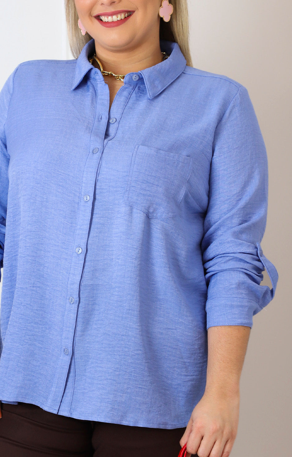 Blusa camisera con bolsillos