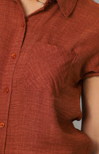 Blusa camisera café