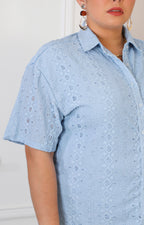 Conjunto azul con diseño 3D
