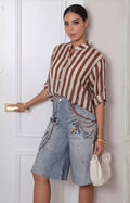 Blusa camisera a rayas con mangas ajustables