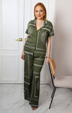 Conjunto verde con estampado de cactus