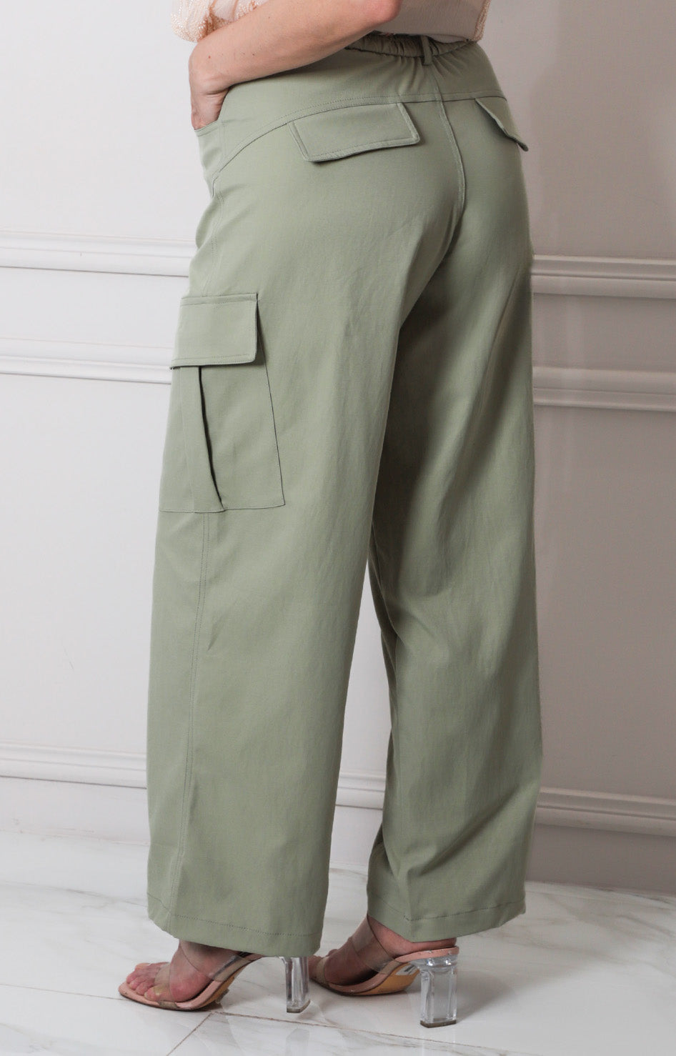 Pantalòn verde con lazo - PANTALON REGULAR Boutiquemirel 