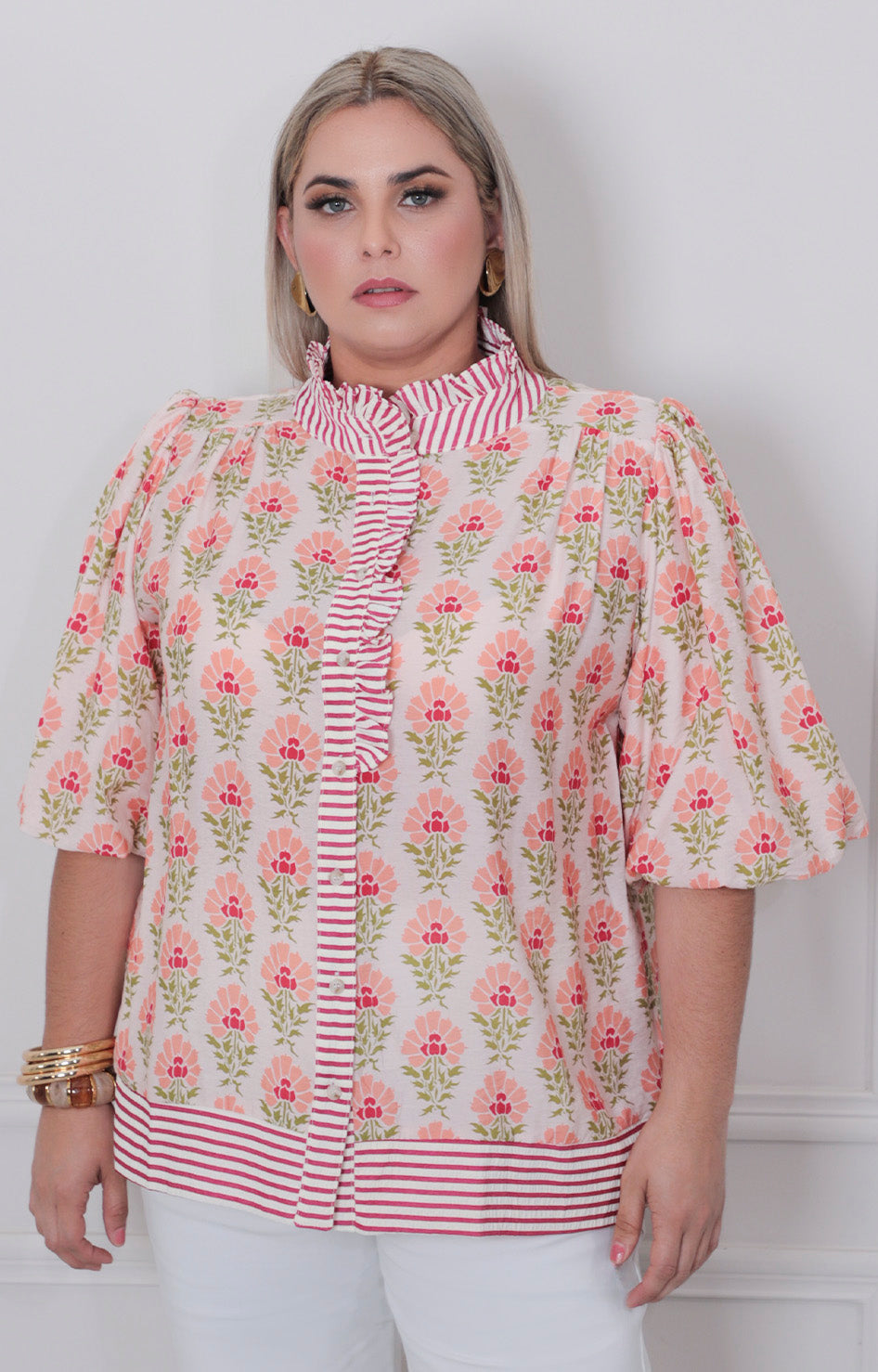 Blusa estampada de flores - BLUSAS CURVY Boutiquemirel 