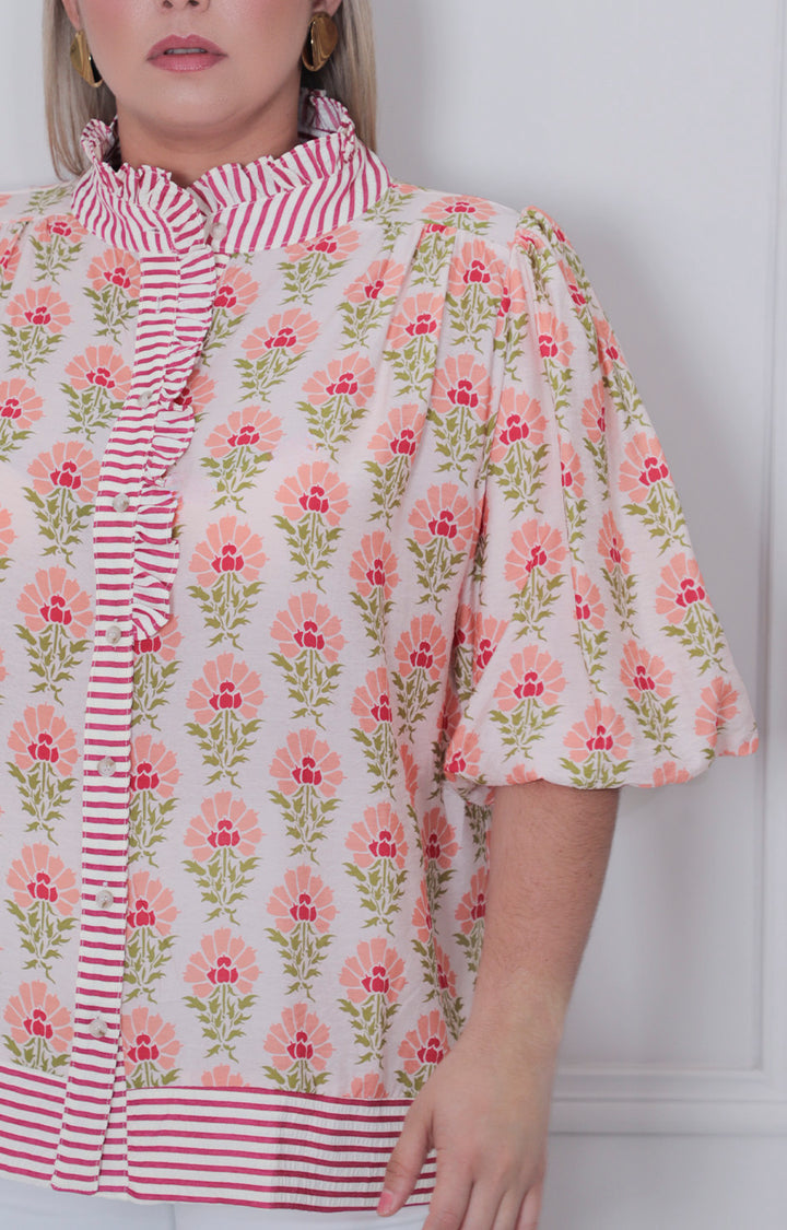 Blusa estampada de flores - BLUSAS CURVY Boutiquemirel 