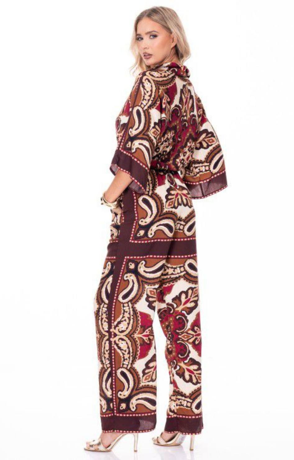 Conjunto rojo estampado