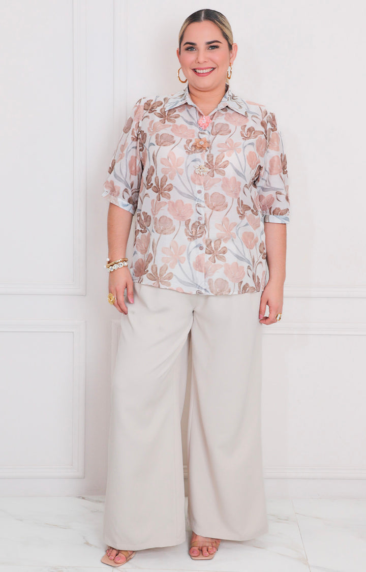 Blusa estampada con botones de flores