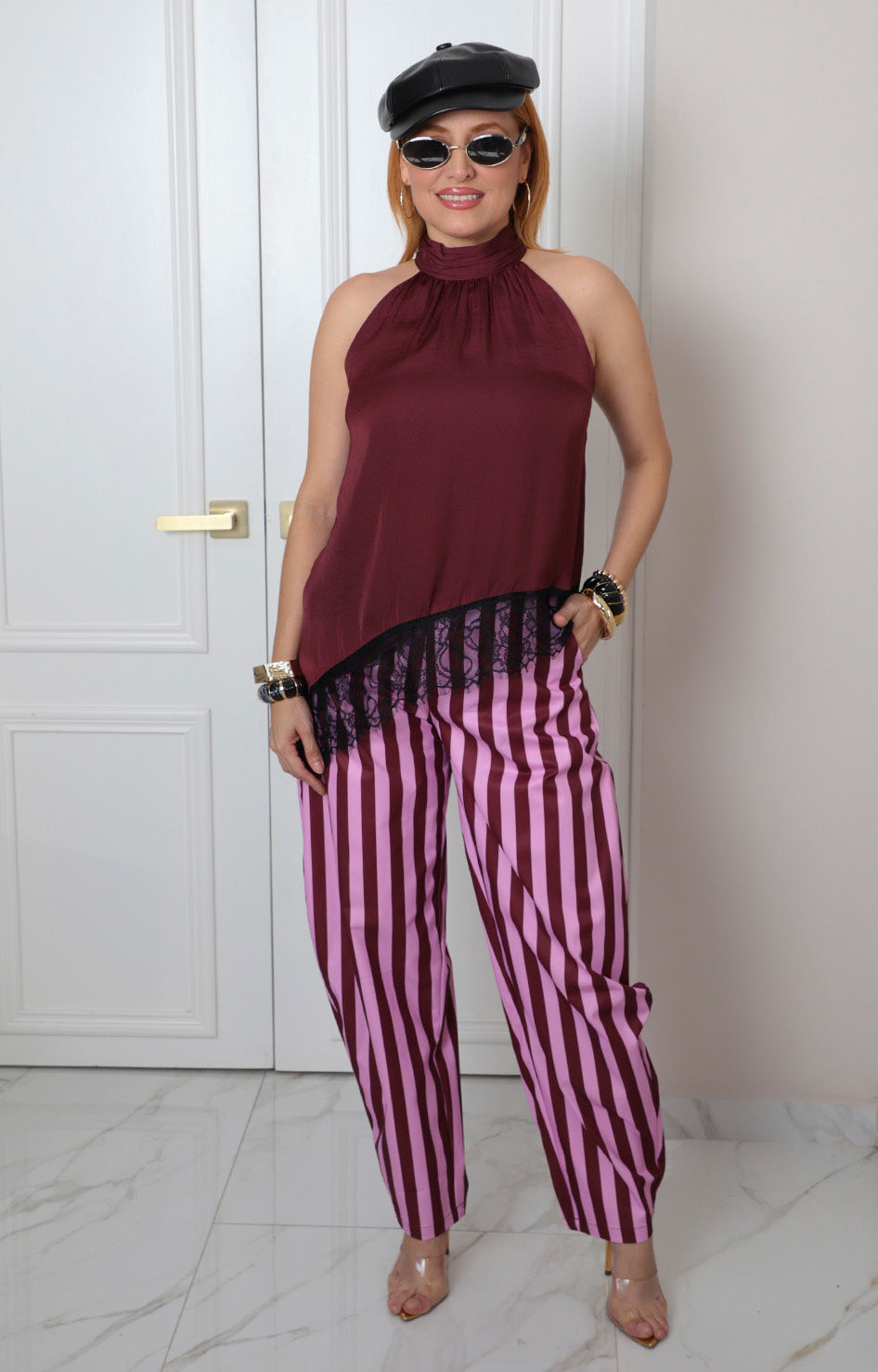 Blusa halter vino con encaje