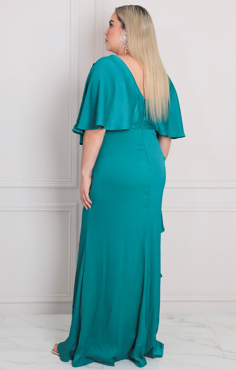 Vestido verde con volante - VESTIDO LARGO CURVY Boutiquemirel 