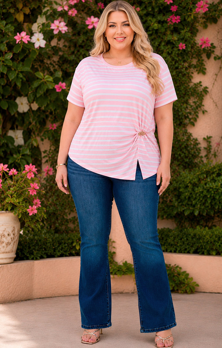 Blusa asimétrica de rayas con broche - BLUSAS CURVY Boutiquemirel 
