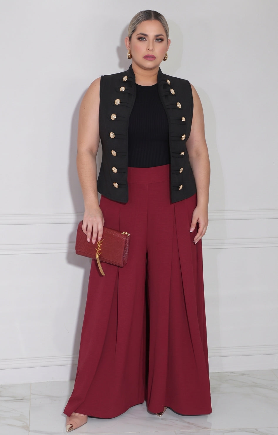 Pantalón curvy de corte amplio de la marca Boutiquemirel, tela suave y diseño cómodo para mujer.
