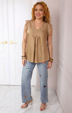 Blusa con escote en V y encaje