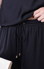 Conjunto liso con hebilla