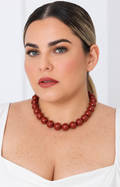 Collar de cuentas esféricas grandes