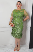 Vestido verde con bordado floral
