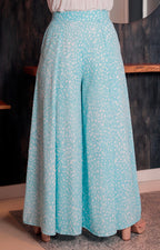 Pantalón amplio