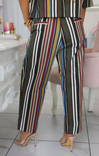 Pantalón de rayas multicolor con cinturón