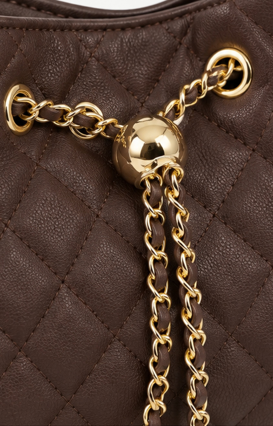 Bolsa acolchada con cadena