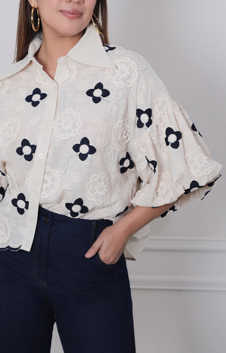 Blusa beige estampado - BLUSAS REGULAR Boutiquemirel 