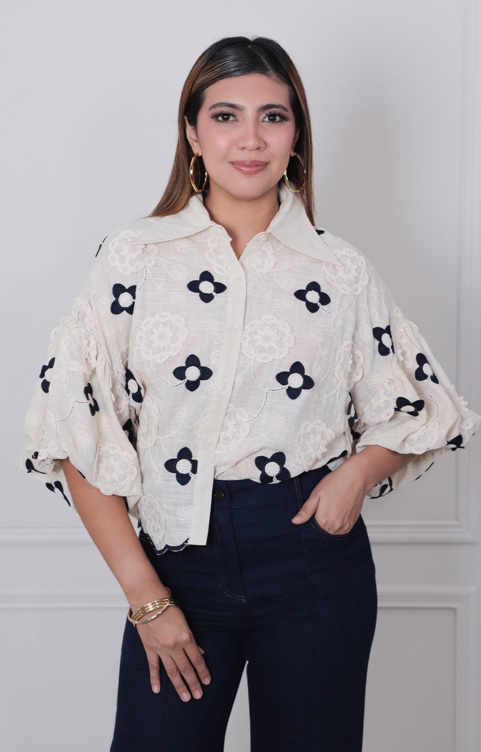 Blusa beige estampado - BLUSAS REGULAR Boutiquemirel 