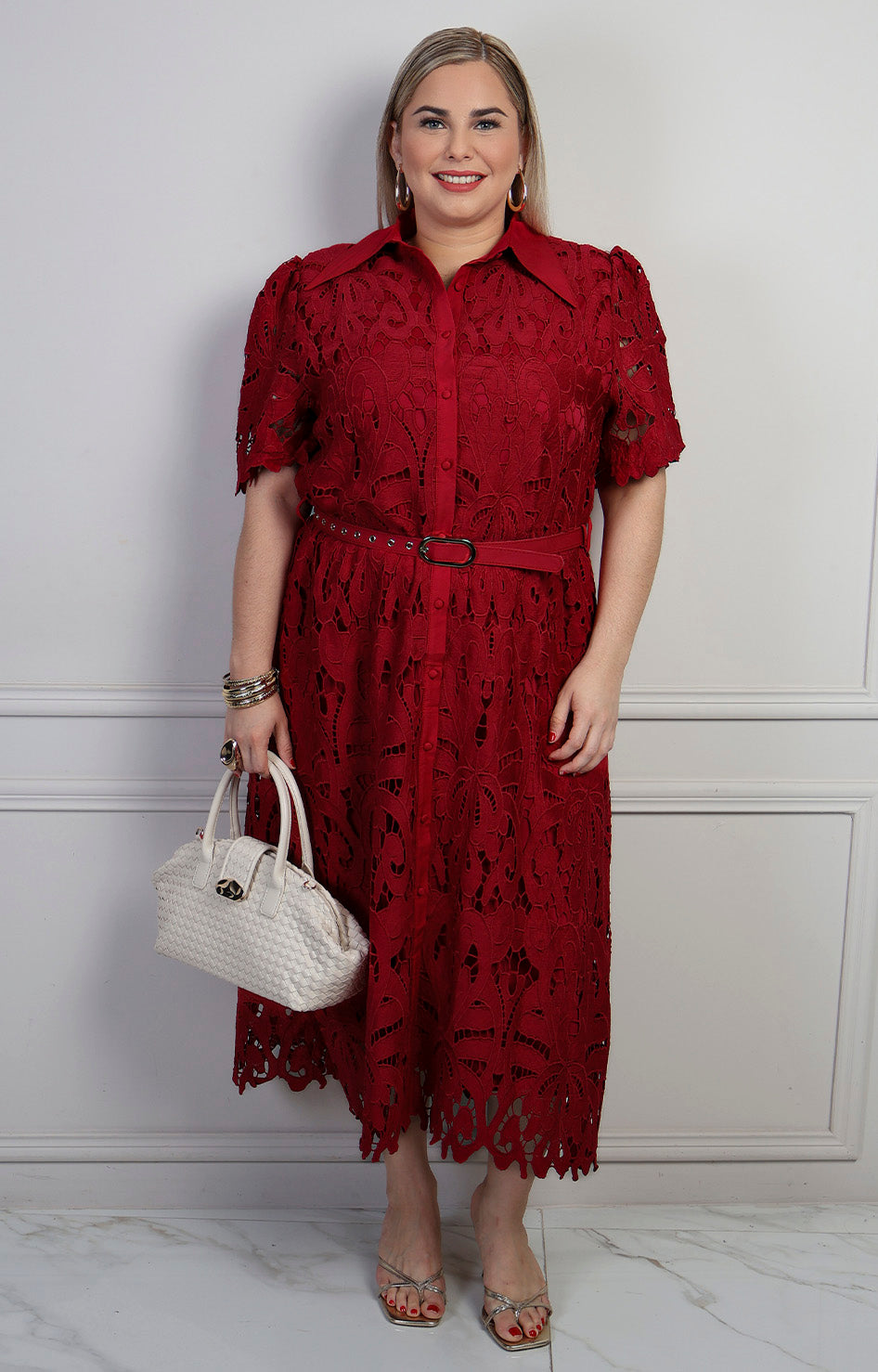 Vestido largo camisero de encaje