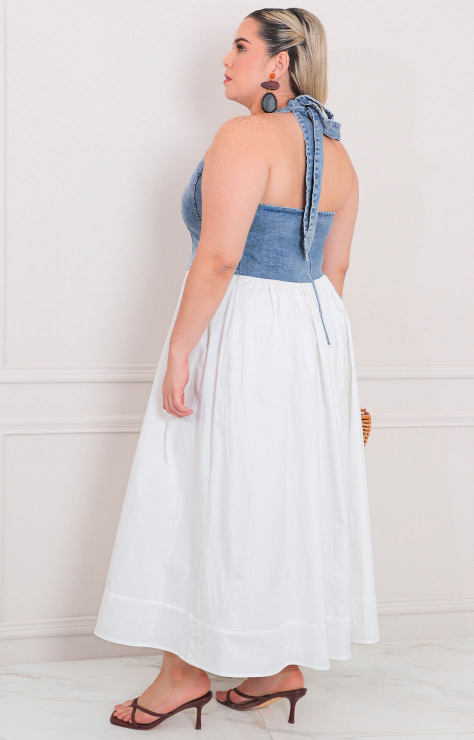 Vestido blanco halter - VESTIDO LARGO CURVY Boutiquemirel 