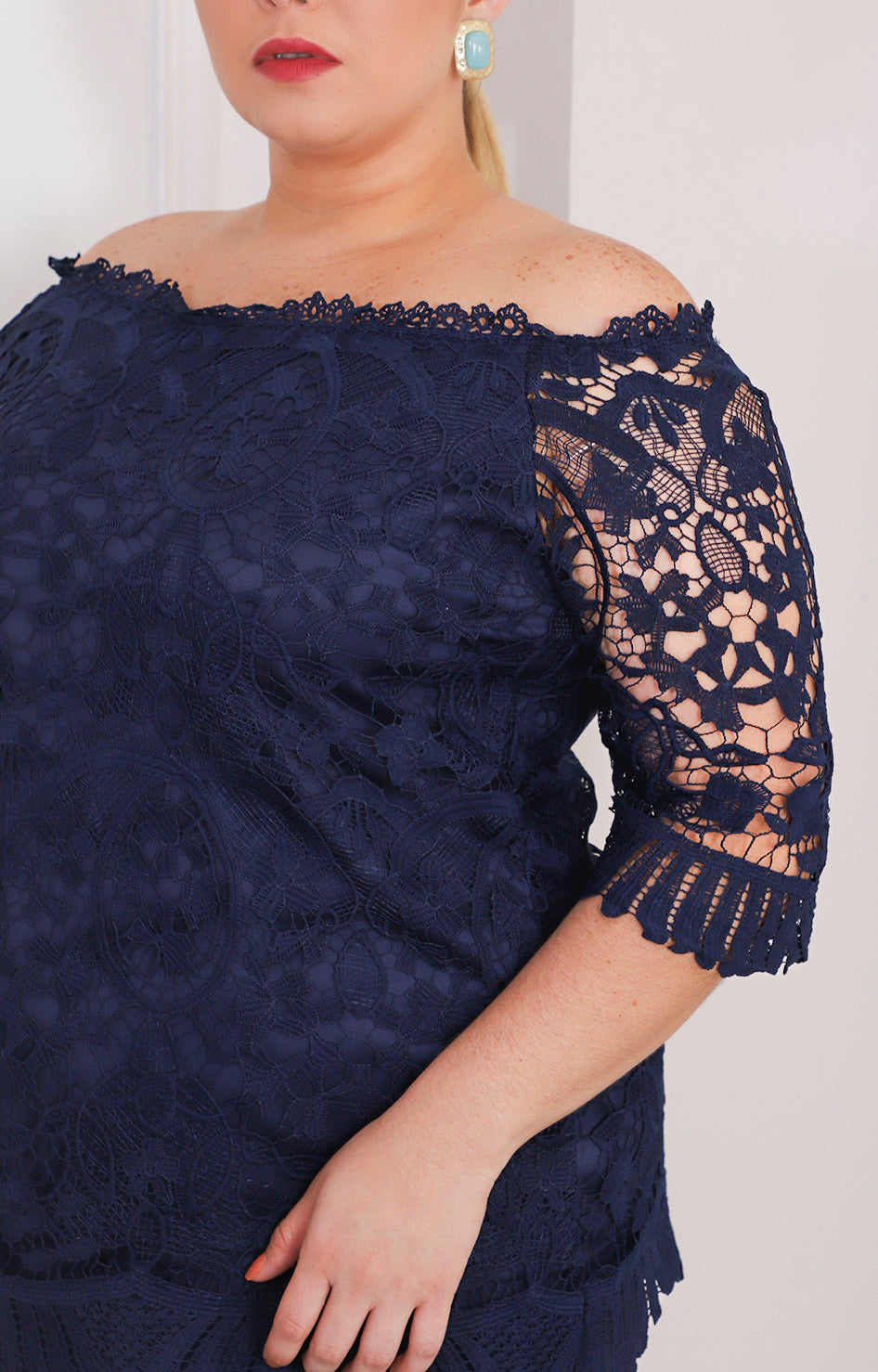 Blusa azul marino de guipiur