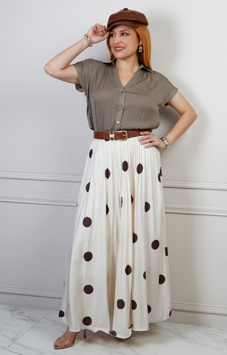 Blusa morada Boutiquemirel de escote en V con botones, corte regular