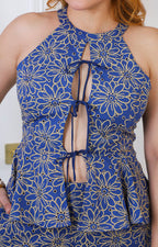 Conjunto azul con estampado floral