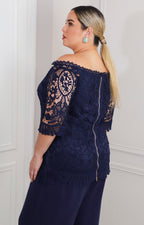 Blusa azul marino de guipiur