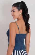 Blusa de mezcilla con tirantes