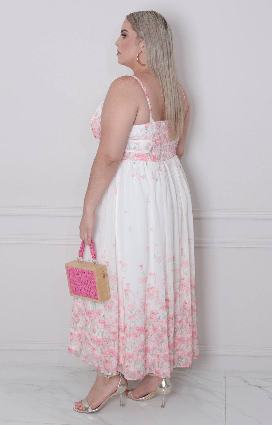 Vestido estampado de flores - VESTIDO LARGO CURVY Boutiquemirel 