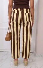 Pantalón de rayas verticales