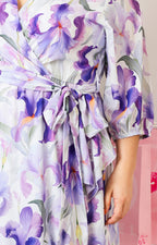 Vestido maxi floral cruzado